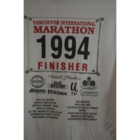 Vancouver International Marathon Finisher 1994 L White Shirt Fruit of the Loom - Picture 7 of 10